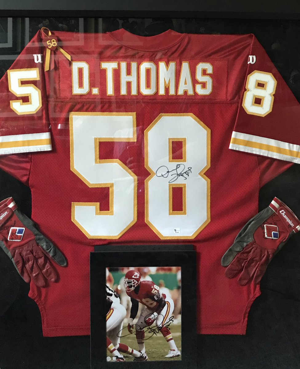 NixtoWitt's tweet photo. 22 years ago, I lost a dear friend. I still think about him everyday. #DT58 #ISACQBS #3rdAndLong https://t.co/qoxvHkFnfe