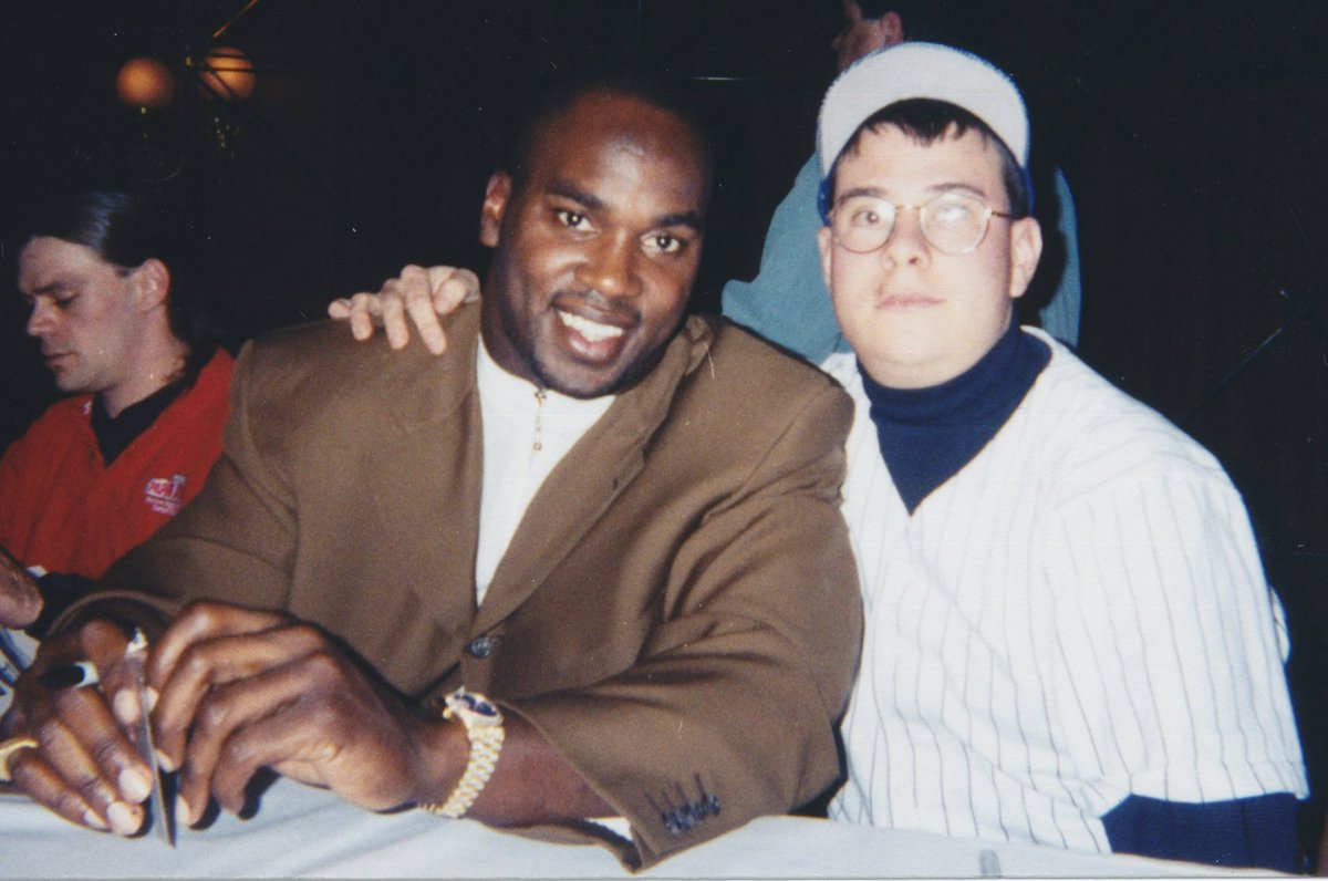 NixtoWitt's tweet photo. 22 years ago, I lost a dear friend. I still think about him everyday. #DT58 #ISACQBS #3rdAndLong https://t.co/qoxvHkFnfe