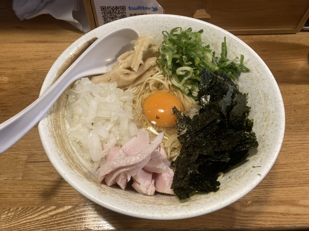 backyard_yu's tweet photo. 誰にも教えたくない…。
美味しすぎて…。

#麺匠ようすけ 
#鶏煮亭
#マジで美味い
#川崎でご飯食べるなら絶対ここ https://t.co/MVBSCiAZFg