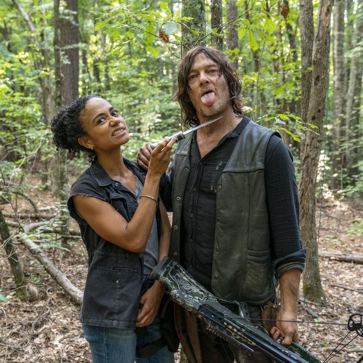 donniearchive's tweet photo. their reunion is getting closer!
qrt this with your favorite donnie moment ❤️🍎 #twd https://t.co/59W7TsYK7d