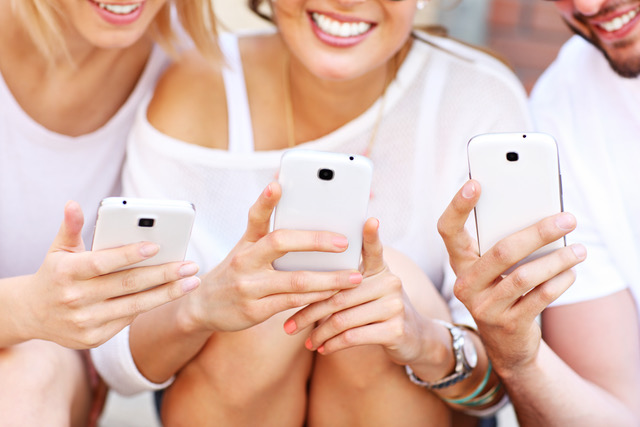 WaveontheGo's tweet photo. Get your phones ready - our app is coming soon! At no cost to you, our mobile app lets you impact your favorite causes and charities by simply having a great meal, enjoying the things you like to do, and socializing with friends. #jointhewave❤️ https://t.co/PXJfLU8KJZ
