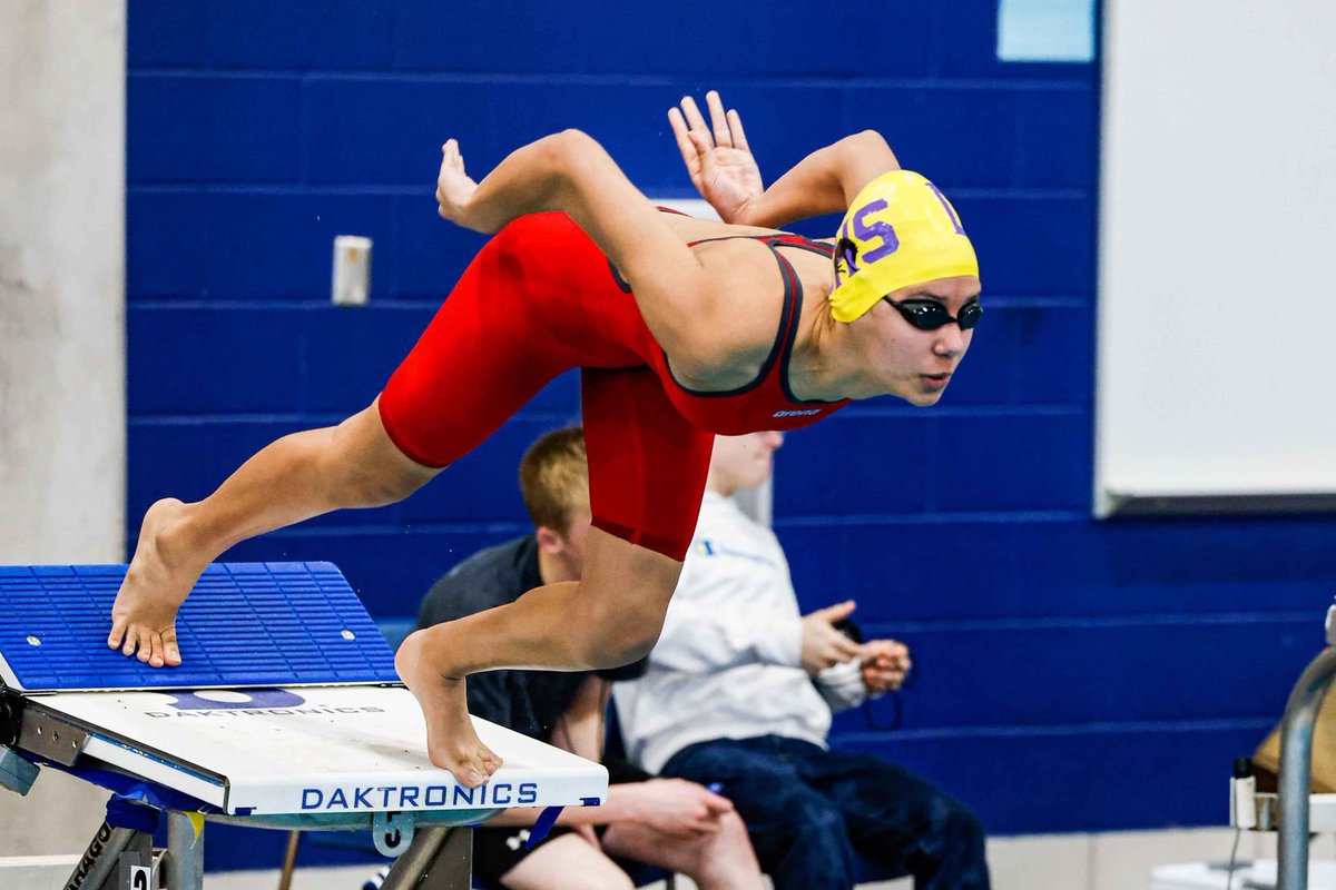 SportsDayHS's tweet photo. UIL Regional swimming and diving meets started off with a splash this week. 🏊

See which Dallas-area teams placed atop the leaderboard and the best pictures from today. 👀

📲 https://t.co/cvUsYEYo3T

📸 https://t.co/3xeP93Obew 

#txhsswimming https://t.co/QQhD1ITNRJ