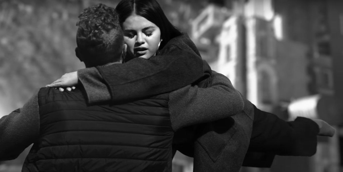 YahooEnt's tweet photo. Selena Gomez and Coldplay’s “Let Somebody Go” music video is heartbreaking and trippy https://t.co/Qu1jdobNoN https://t.co/fx79s0JRZd