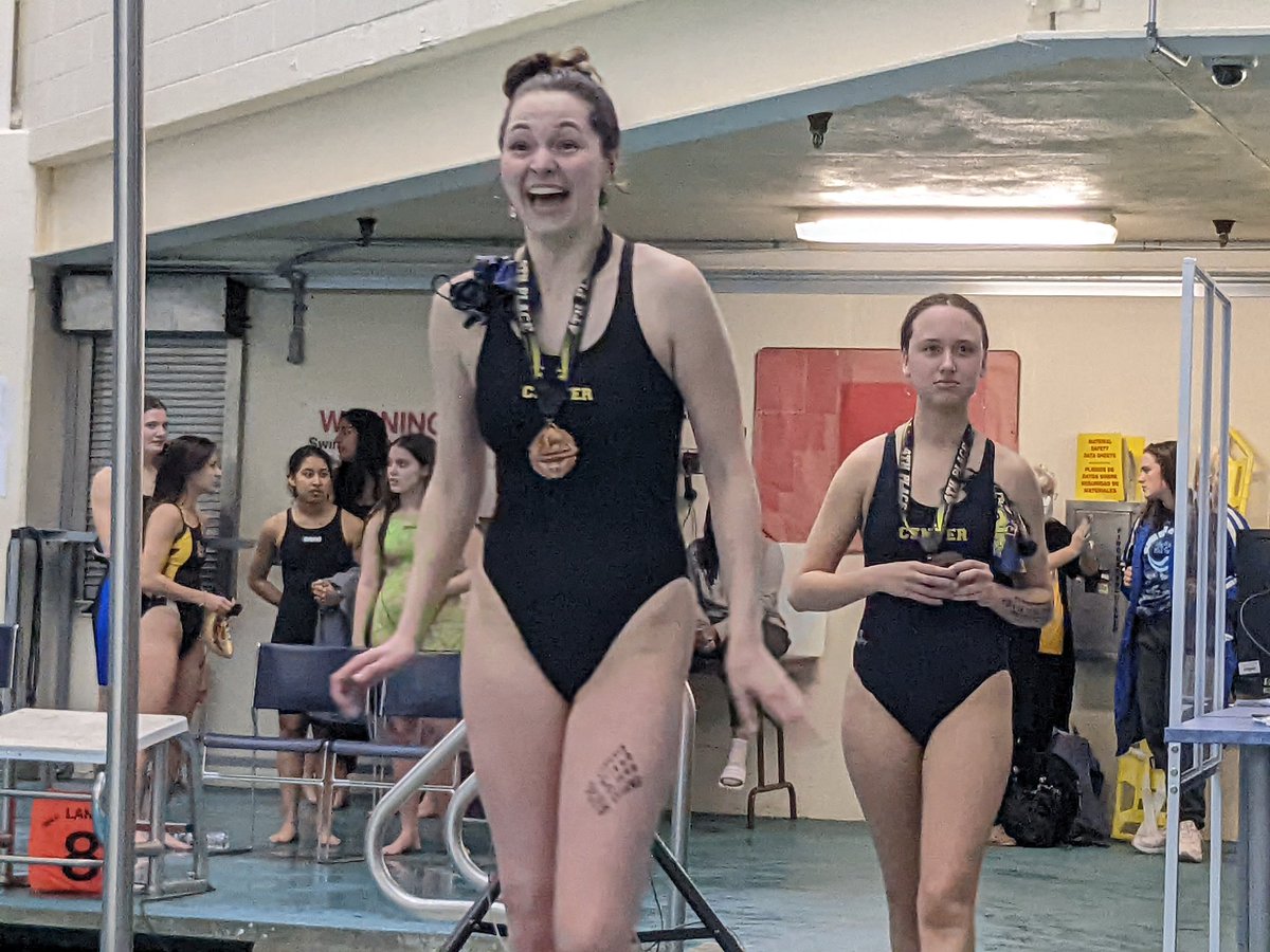 ILCs night two and these lady jackets absolutely crushed it! PRs left and right AND a 4th place medal in the 400 free relay with such an exciting finish! An incredible way to end the season, especially for our seniors. 🏊‍♀️🏅💕 <a href="/CHSAthletics58/">CHS Athletics</a> <a href="/CenterHS/">Center High School</a> #grindtime #proudcoach