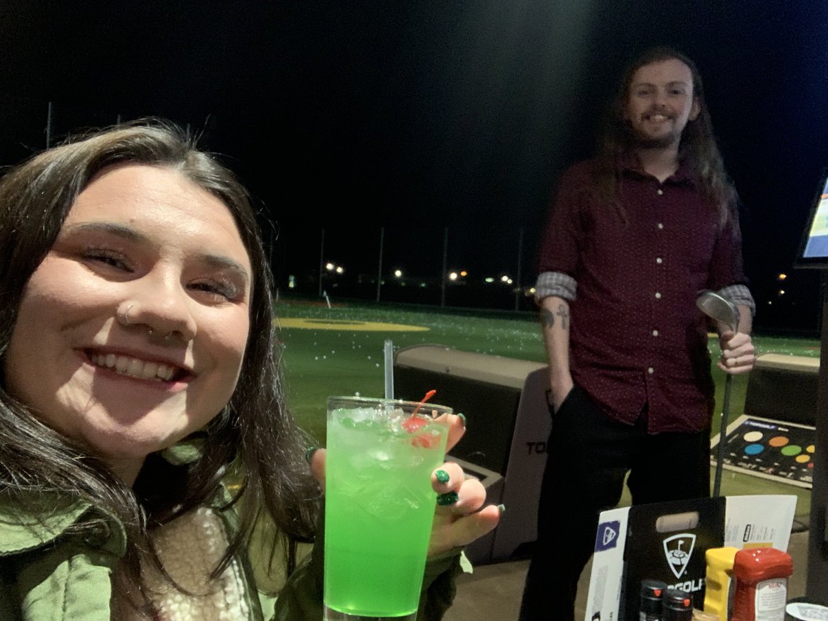 hayhaybearrr's tweet photo. Today is our first date anniversary💛 I can’t believe that 4 years ago we were on a date &amp; 2 weeks from now we’re gating married. I love you to the moon &amp; back &amp; I can’t wait to be your wife🥰 https://t.co/aeUX6FTKhm