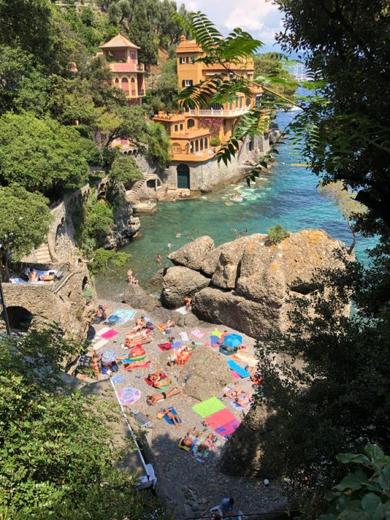 etherealdior's tweet photo. dreaming of happy summer days https://t.co/3ndAg1w7IH