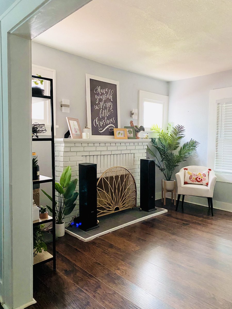 pineandforge's tweet photo. new fireplace cover came in! please disregard christmas sign. i kept it up there as placeholder because it’s the right size. 👌🏼 and if you squint you cant really read it anyway 😂 https://t.co/ADetiYcYPV
