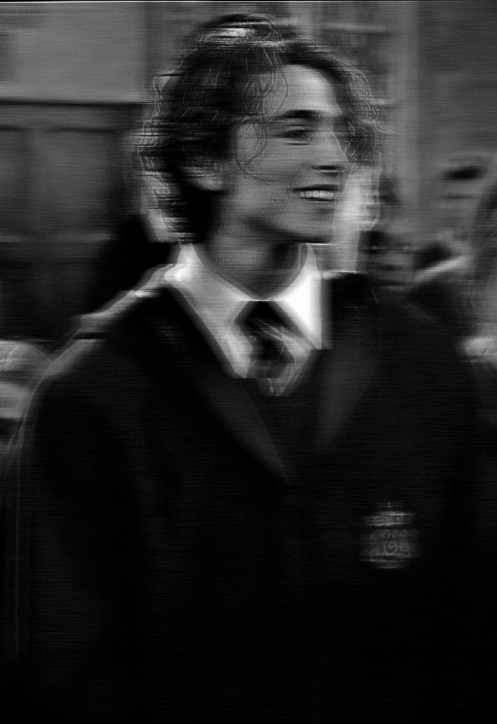 Acepto la muerte con la esperanza de que cuando enfrentes tu destino vuelvas a ser mortal ʀ.ᴀ.ʙ