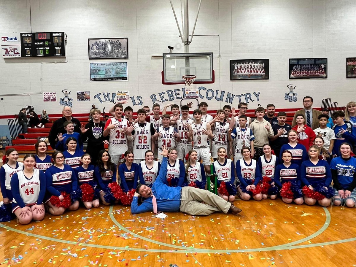 DACE_est2017's tweet photo. 🏆33-1, Only loss was to #1 Team in the state
🏆Elite 8 in KBC State Tournament 
🏆KY Farm Bureau Tourny Champs
🏆KBC Winter Classic Champs
🏆2022 Floyd County Middle School Champions for the 5th year in a row! #bulldogpride #cantstopwontstop #Champions #basketball #eastkyhoops https://t.co/6loIQMHb5s