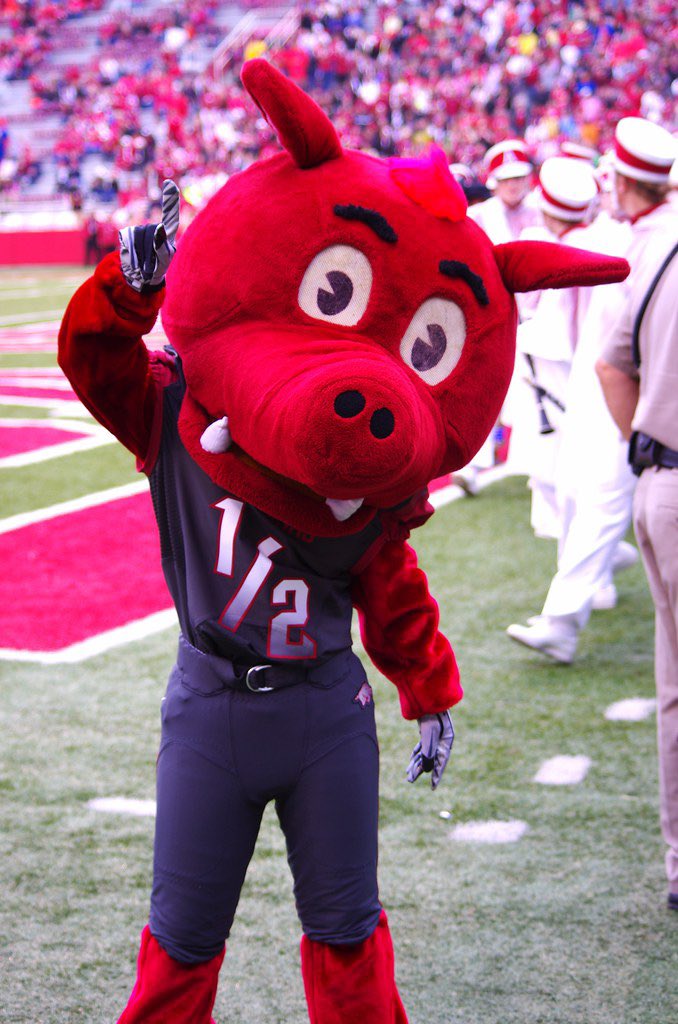 JackMac's tweet photo. This is why Arkansas fans never gave up on their football program during bad years of Chad Morris. 

They had Pork Chop at every game. How can you stop going if Pork Chop is there. https://t.co/5MjIJP6nRR