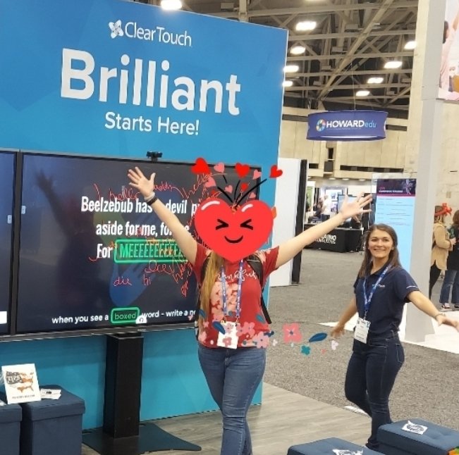 MelDrews11's tweet photo. 1st Day at #TCEA22 was a success! Love that my amazing friend @ahintz snuck a pic of me presenting &amp; enjoyed our fun karaoke sessions u see here too. Come by our booth 2moro for MORE fun!! @TCEA @GetClearTouch https://t.co/VnjvpGAOHi