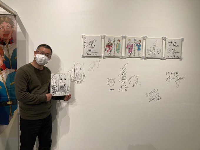 ガンダムオリジン展、出口付近にあるホワイトボードと式紙にサインを描かせていただきました。池田秀一様と安彦大先生の横に描かせていただき感謝感激。是非ご来場際はクリスも見て下さい。 #ガンダムオリジン展
#ガンダム 