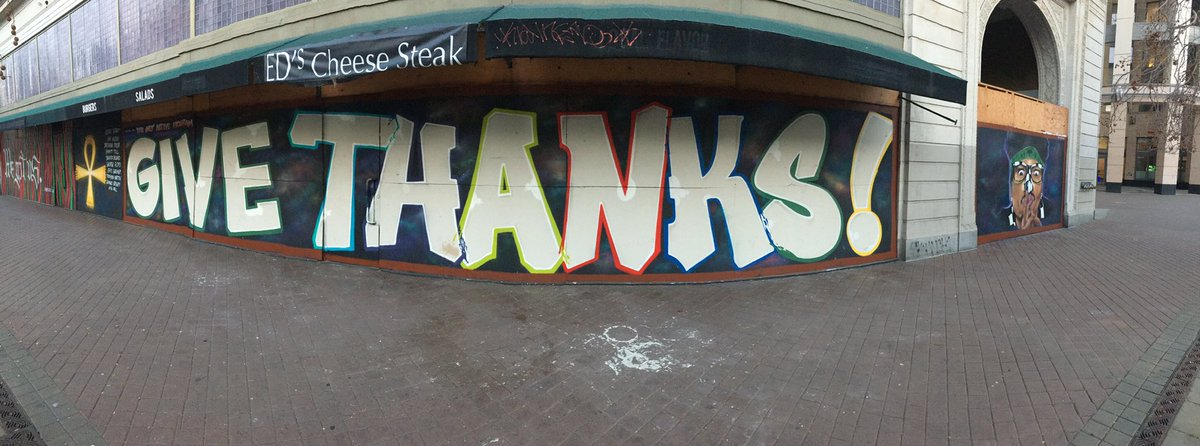 Franceyez's tweet photo. GIVE THANKS! #Mural 🙏🏽 https://t.co/nx3IMBGxiu