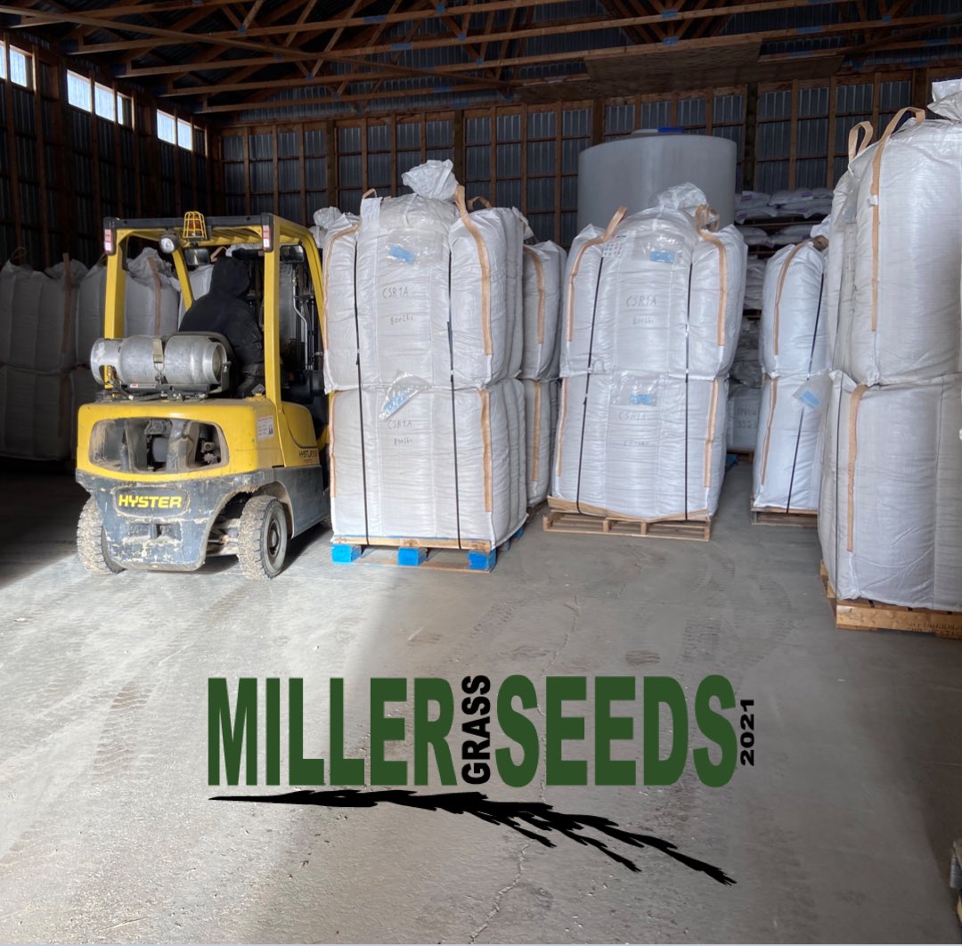 MillerSeeds's tweet photo. Here's a peek inside the warehouse. #stacksfordays #fatstacks https://t.co/1IeRtDnFkG