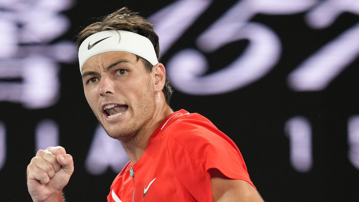AustralianOpen's tweet photo. Headband game strong 🤜🤛

#AOstyle · #AO2022 · #AusOpen · #oncourt https://t.co/MzeIvPePxg