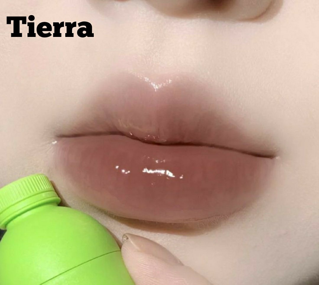 mkeycatz_'s tweet photo. los labios y los zarcillos no m gustan A https://t.co/NH71iaPxqH