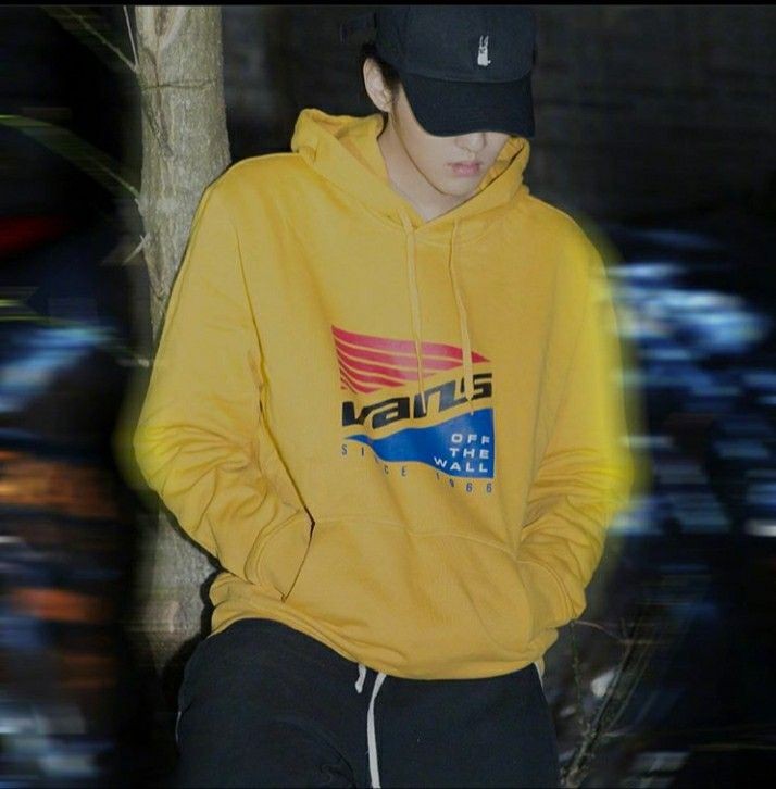 The sun is alone too, but it still shines

#kriswu #kris_wu 
#AlwaysWithKrisWu  <a href="/KrisWu/">F凡N</a> i♡U
