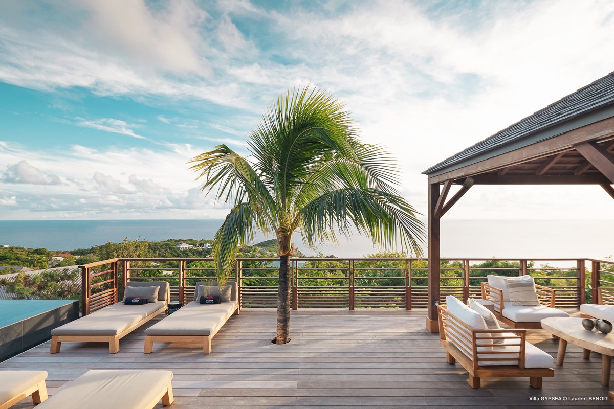 BucketListVilla's tweet photo. [ Villa #Prestige ] 
►Villa GYPSEA
►4 bedrooms | 8 guests 
►Gouverneur | #stbarth 
.
Booking ► https://t.co/fuJiVUJYn4
.
#luxuryrealestate #Villa #realestate #bucketlistvilla #frenchriviera #villarental #stbarts #luxuryvilla @LavergneEugenie @stbarthtourism @bucketlist_sbh https://t.co/mbun3oQIKK