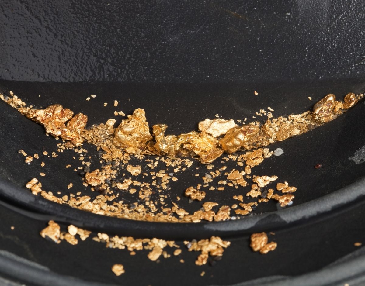 #orpaillage #illégal ► En #Guyane, les chercheurs d'or #clandestins ont un impact catastrophique sur le département français. Menace sécuritaire, écologique et sociale, ces #garimpeiros s’en sont récemment pris à l’armée française.
lemondedelasecurite.fr/publication/77…
#lemondedelasecurite