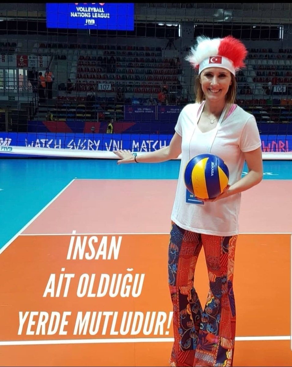 Bugün 9 Şubat! 🏐Voleybol 127 yaşında.🎊 1895'te voleybolu hayatımıza sokan Mr.Morgan'a sevgilerimizle. 🏐🔛🎊🙏 1993'ten beri; saha evim, takım arkadaşlarım ailem, top dostum oldu. Her alanında yer almak çok keyifli. O vakit, kutlayalım😊🎈