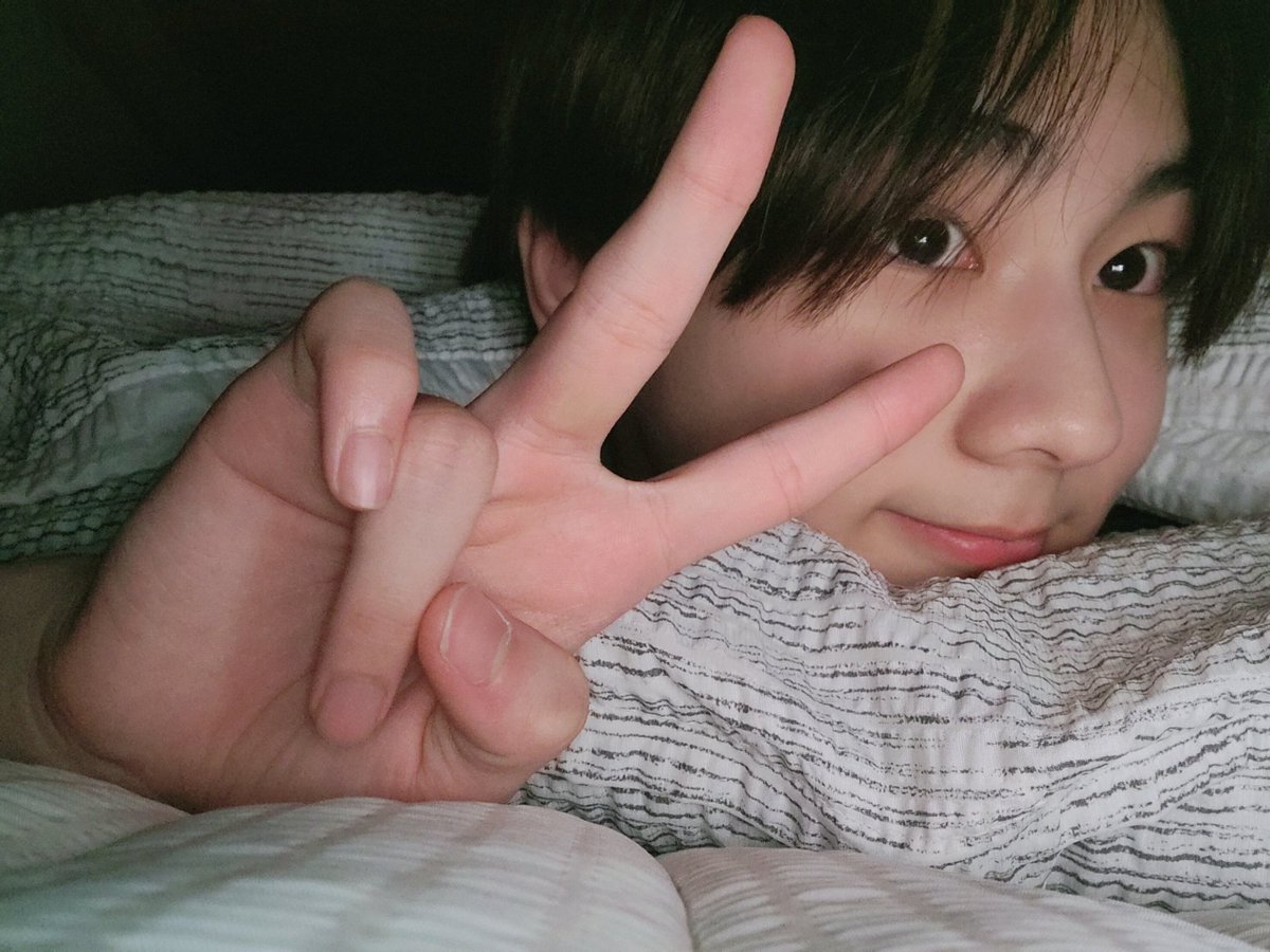 snkdior's tweet photo. happy birthday to my yangz. <3 https://t.co/0bjV3xG5Lf