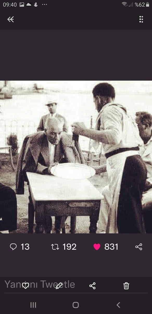 <a href="/barisyarkadas/">Barış Yarkadaş</a> Ben de bu fotoğrafı yeni gördüm iki gözümün çiçeği atam sanki yorgun  gibi..