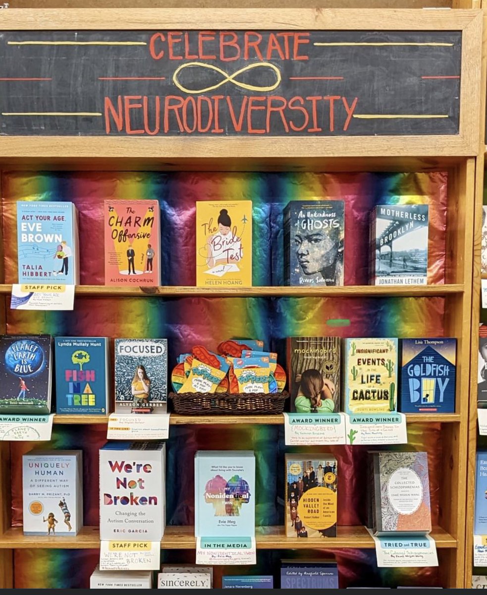 Love this from ⁦<a href="/Powells/">Powell's Books</a>⁩ ❣️