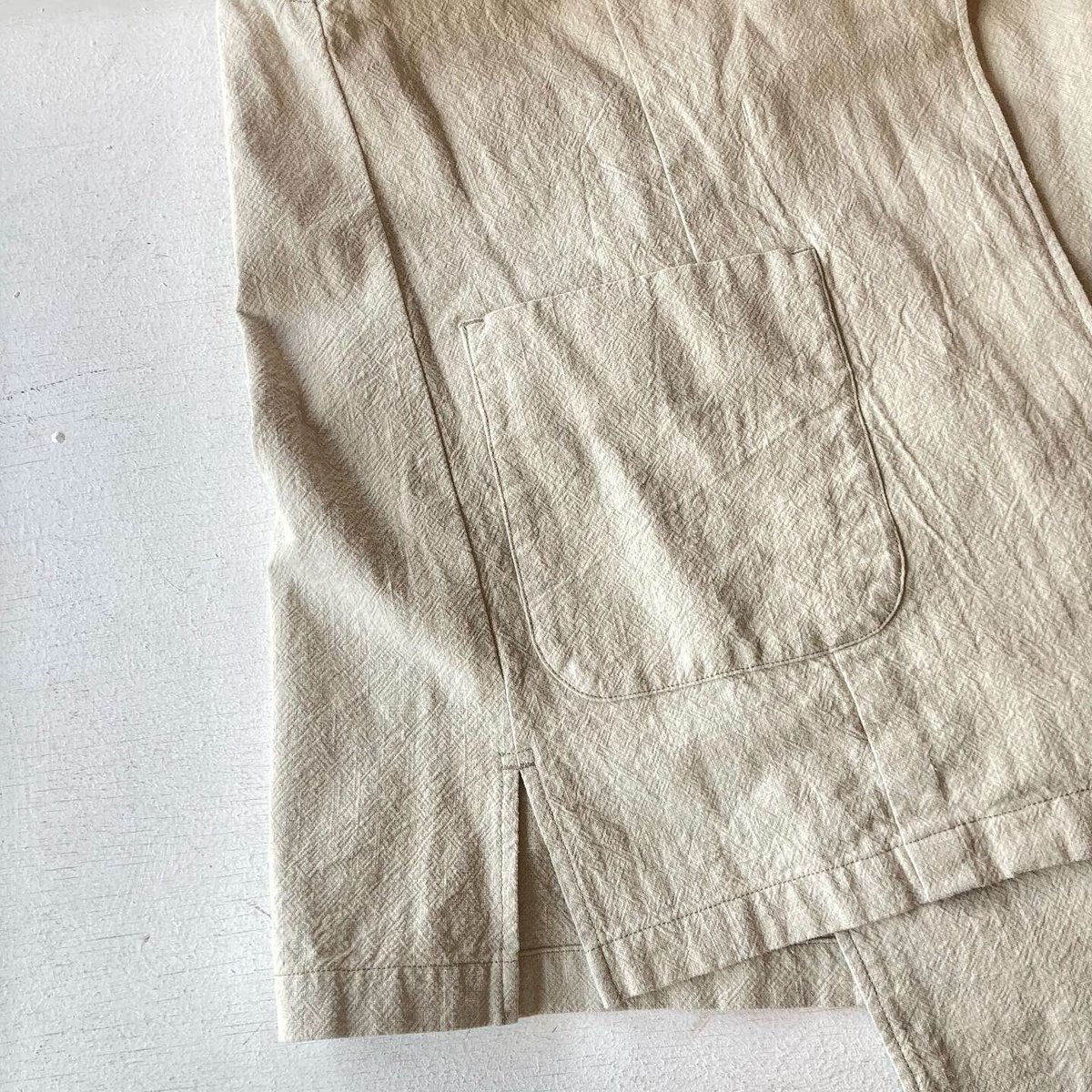 shop_secession's tweet image. 【NEW IN】

ウィメンズ
FIL DE FER
スラブリネンコットン ワイドジレ

リネン×コットンのジレが入荷しました。カジュアル過ぎないジャケットのような襟が特徴的。カラーはベージュのみです。

プライス:¥16,500
通販可能です。
送料は無料。
お気軽にお問い合わせ下さい！

#fildefer