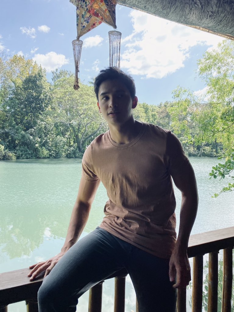 Rurumadrid8's tweet photo. Hello! 🍃 https://t.co/EBm4B4F7TB