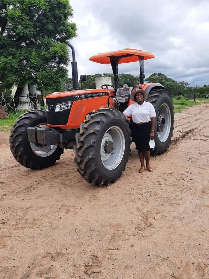 AmtecTafe's tweet photo. Thank you #Marondera University of Agricultural Sciences and Technology, for trusting #AmtecTractors as your Tractor supplier.
#AnotherDelivery
#farmingequipment
#tafezim
#AmtecMotors https://t.co/unRaoqqAyX