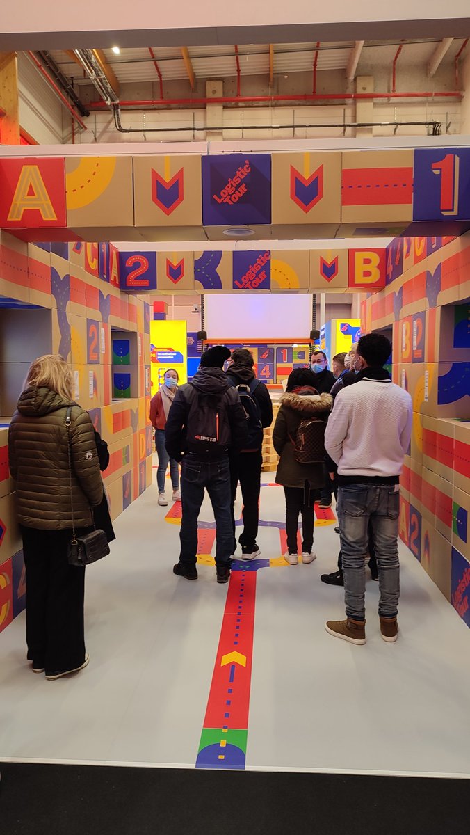 Nouvelle session Logistic'tour à #euralogistic 8 demandeurs d'emploi ravis de l'expérience! #tousmobilisés #pôleemploi #logistique #armentières #hautsdefrance 
<a href="/JulieCanoen/">Julie Canoen</a> <a href="/bbourgot/">Bénédicte BOURGOT</a> <a href="/AnetriAnetri1/">Ahlame Anetri</a>