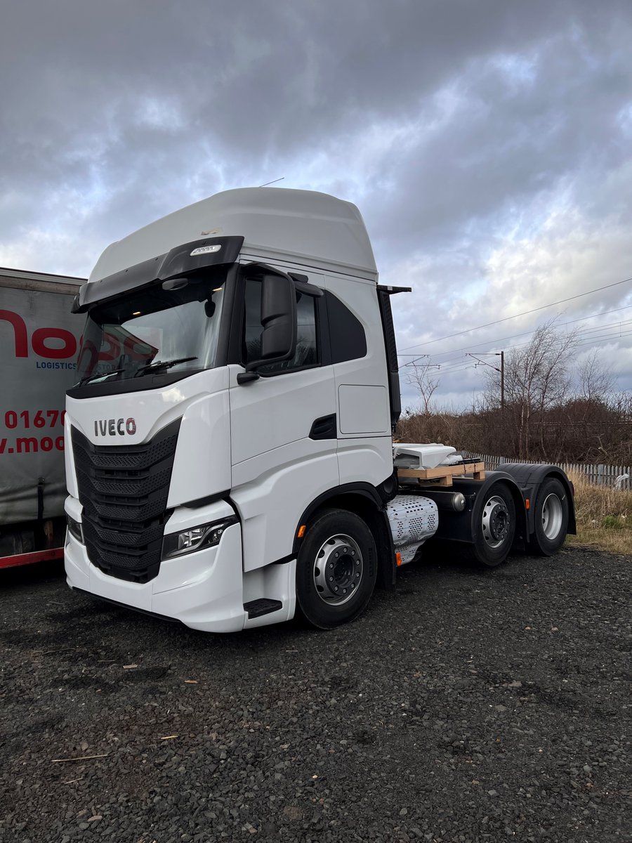 DMoodyHaulage's tweet photo. 🥁 THE ARRIVAL 🥁 With the success of our last 2 @IVECOUK S-Way trucks we were excited to invest in 2 more for the fleet! They've arrived safely and now with @HLCommercials for a splash of paint 😉 finished photos to come... #ivecosway #fleetinvestment #transport #logistics #hgv https://t.co/uuwvt764Q5