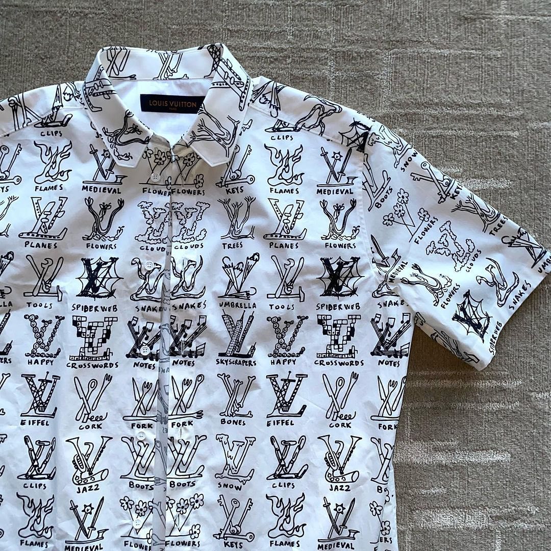Sơ Mi Louis Vuitton Trắng Dài Tay Họa Tiết Cartoon TheLuxe #41 Sơ Mi Louis Vuitton Trắng Dài Tay Họa Tiết Cartoon TheLuxe