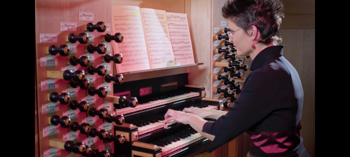 RockTheCam's tweet photo. Somehow came across this and hey a bit different for me:

https://t.co/Bi91jrzQZf

#angelametzger #orgel #organ #MusicVideos https://t.co/ck5Vvfmy1f