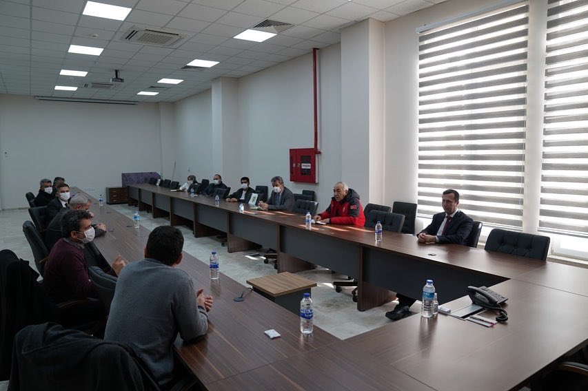 Güney Ege Kalkınma Ajansı (GEKA) tarafından hazırlanan “2022 Yılı Sosyal Gelişmeyi Destekleme Programı (SOGEP)” bilgilendirme toplantısı, Başkan Yardımcımız Sn. Mustafa Karakuş'un katılımıyla Seydikemer Kaymakamlığında gerçekleştirildi.