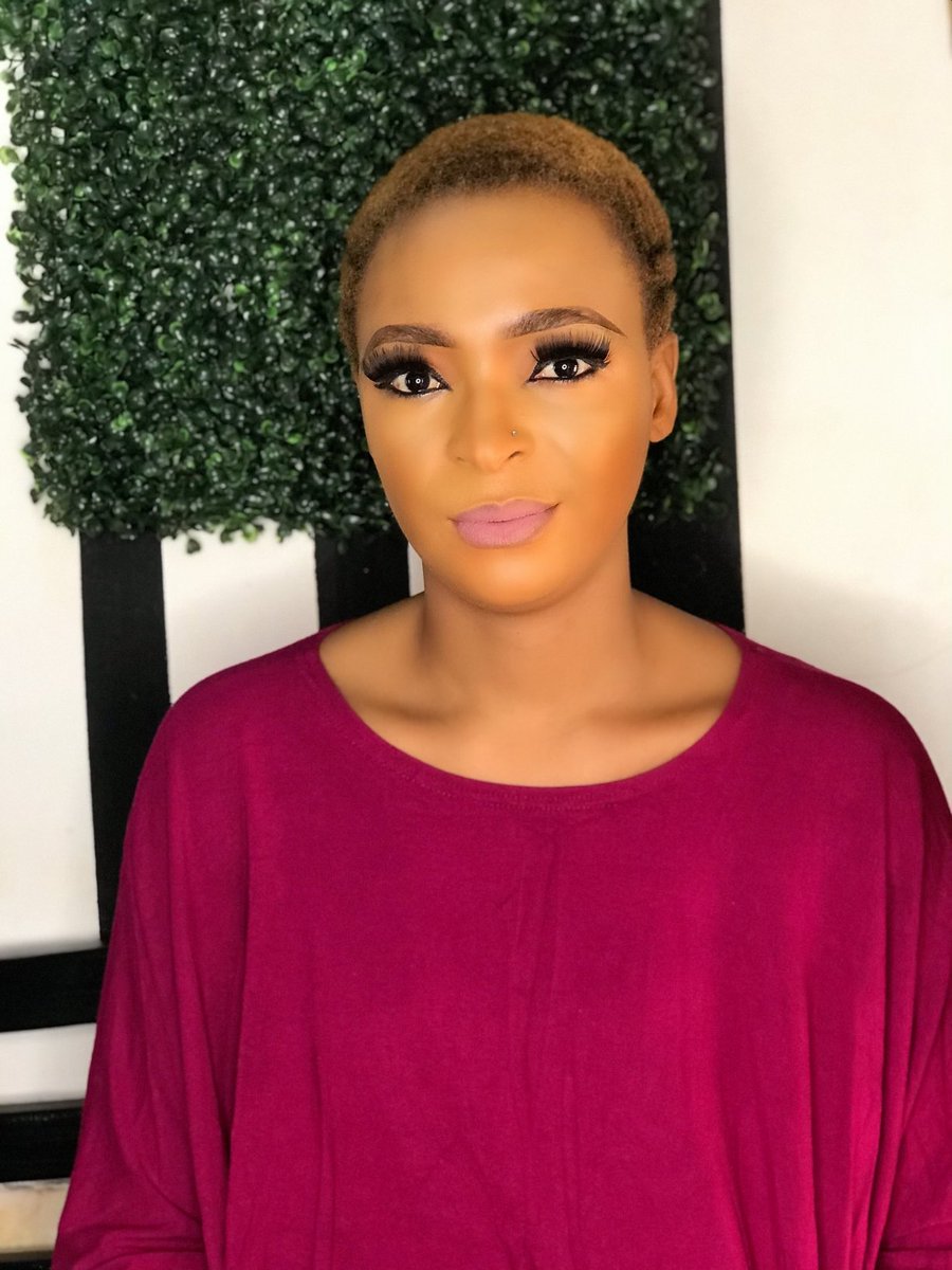 CaMyrrh's tweet photo. #CaMyrrh #abujamua #makeuplife #asamalover #nskbabe #makeuplife  #mybestlife 🥰💄💋 https://t.co/yeCDOQ23as