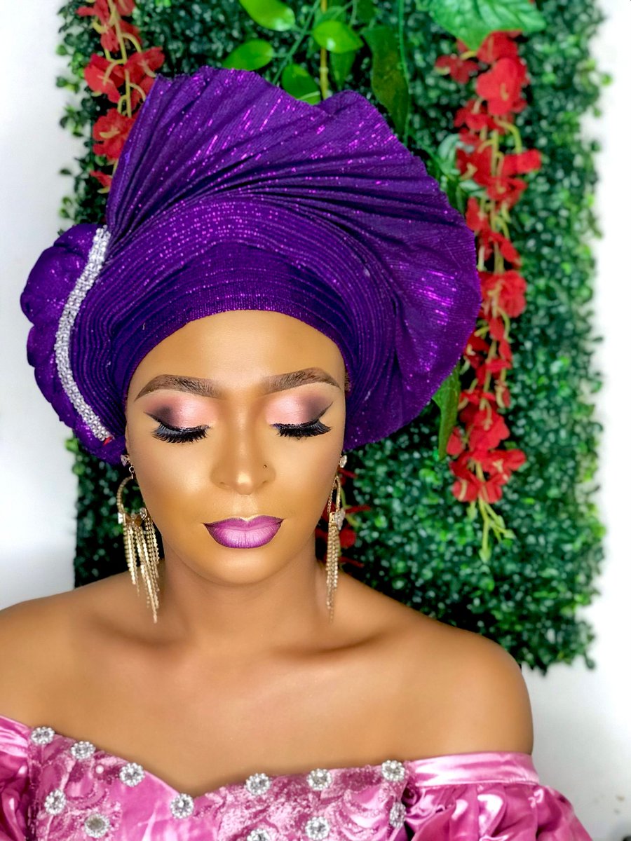 CaMyrrh's tweet photo. #CaMyrrh #traditionalmarriagemakeup #artistryhands #makeuplife #nskbabe #cleanbeat #beautifulbride #yourmakeupgirl  💄💄💋💋♥️ https://t.co/PFPI7LazNv