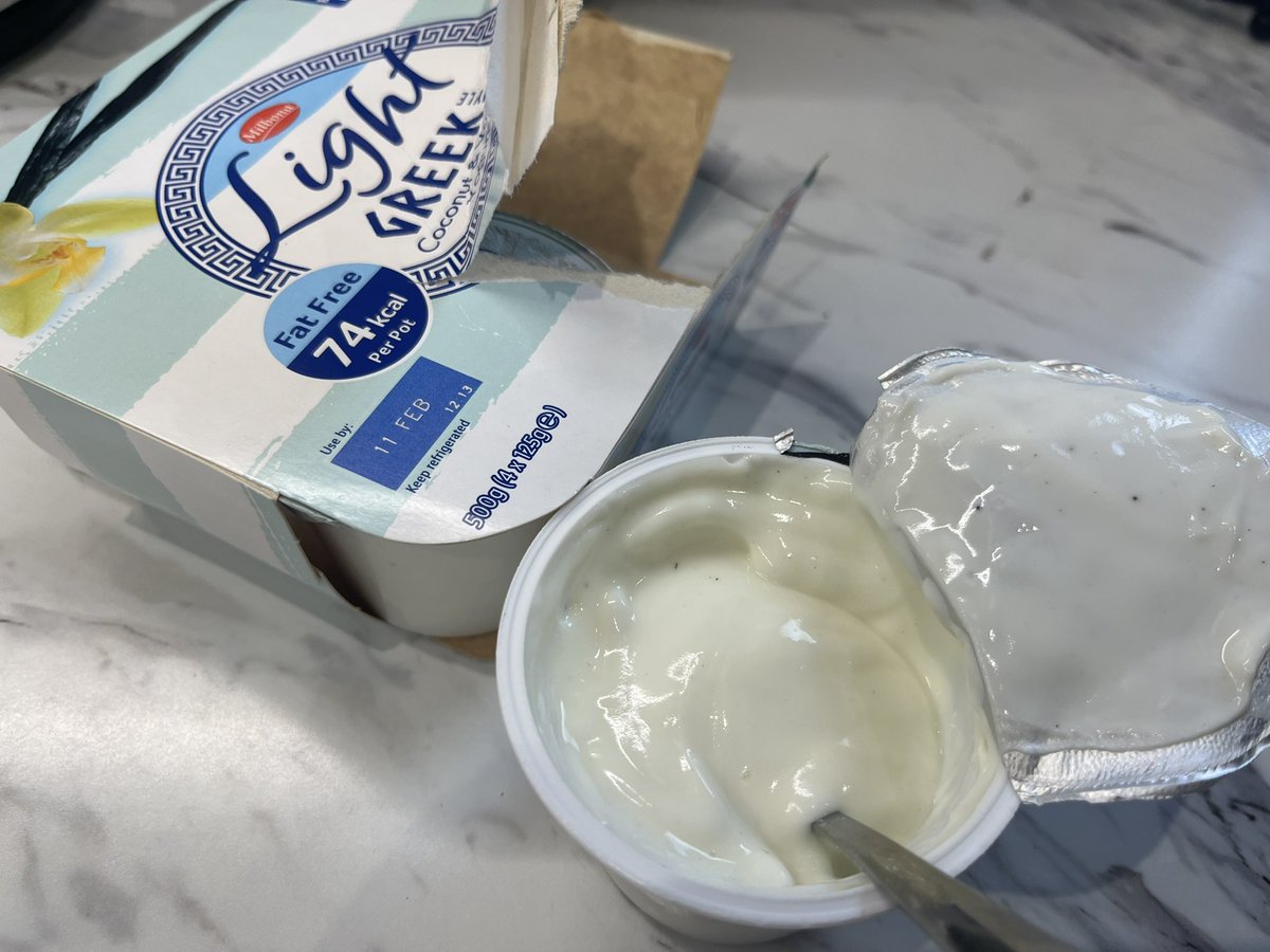 LidlReviewer's tweet photo. Coconut & Vanilla Greek-Style Yogurt (4x125g), 85p 🥥
A rich and refreshing yogurt that’s only 74kcal per pot and well worth a try!!
The coconut is very, very subtle, if detectable at all, so it’s mostly a sweetened vanilla flavour really. 4/5⭐️
#Review #Onken #Activia #Alpro https://t.co/AJnpparJTQ