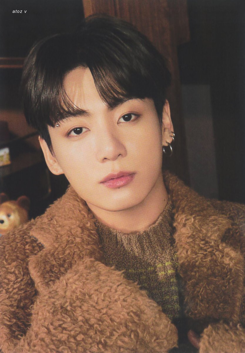 juunggkook's tweet photo. 자신감이 더 잘생겼어 오늘은 힘내, 알았지? https://t.co/VhA9wbfi86