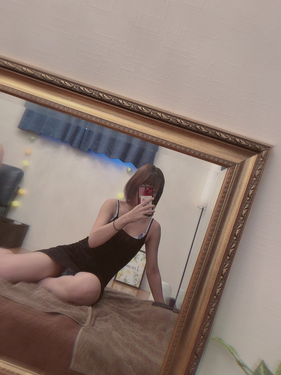 oshispa's tweet image. 新人紹介✨
色白美人のかなめちゃんです！
鼠蹊部マッサージが大好きな、悪戯好きな彼女のマッサージを体験してみてはいかがでしょうか？🤩