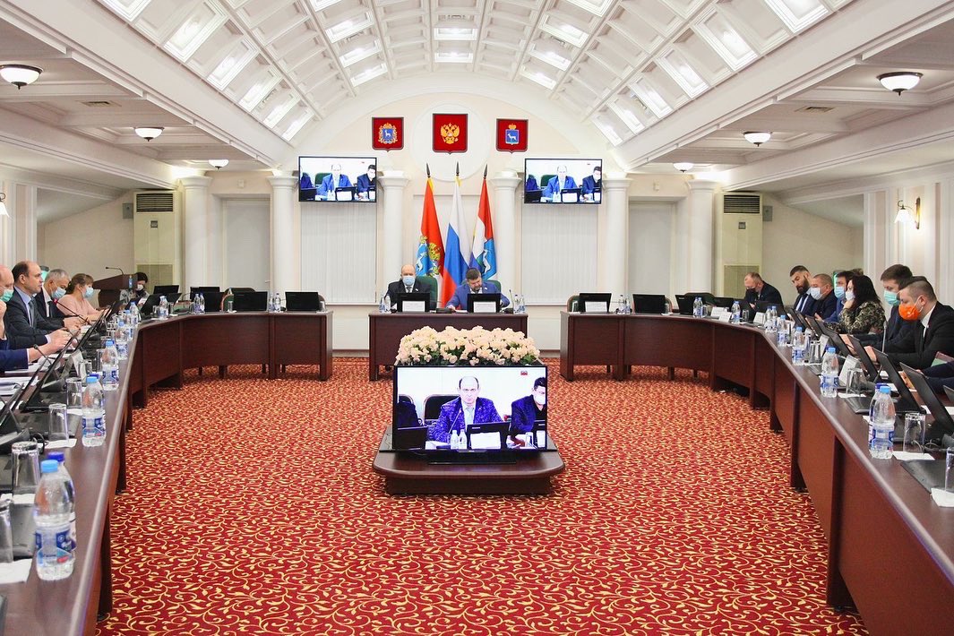 samaradeputat's tweet photo. На заседании рабочей группы по транспорту при контрольном комитете Думы г.о. Самара приступили к рассмотрению состояния  обеспеченности жителей города транспортными услугами. Сформировали пул из более чем 20 вопросов к руководству Департамента транспорта.
#Самара #депутатЧернышев https://t.co/NeHQc2Bf4R