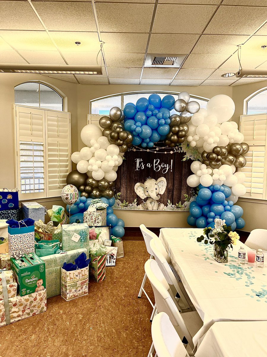 Kyle_NASA's tweet photo. Baby Shower went good , love having family and friends there everyone getting along having a great time. Just waiting for my baby boy to come out. Any day now https://t.co/afCv6Knu98