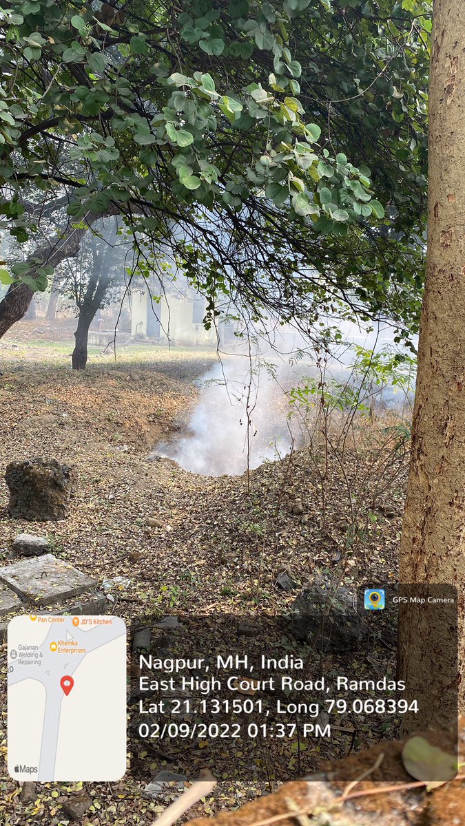 kunalmourya01's tweet photo. Burning of waste at Government Agriculture Ground Kachipura chauk,Nagpur  @mpcb_official @ngpnmc @radhakrishnan11 @anuchhabrani @AgriGoI @mankabTOI @TOI_Nagpur @mehashar @JosephG86511849 @akcchand @darshanik1 

#Nagpur #Burningwaste https://t.co/ivH1VB2bwX
