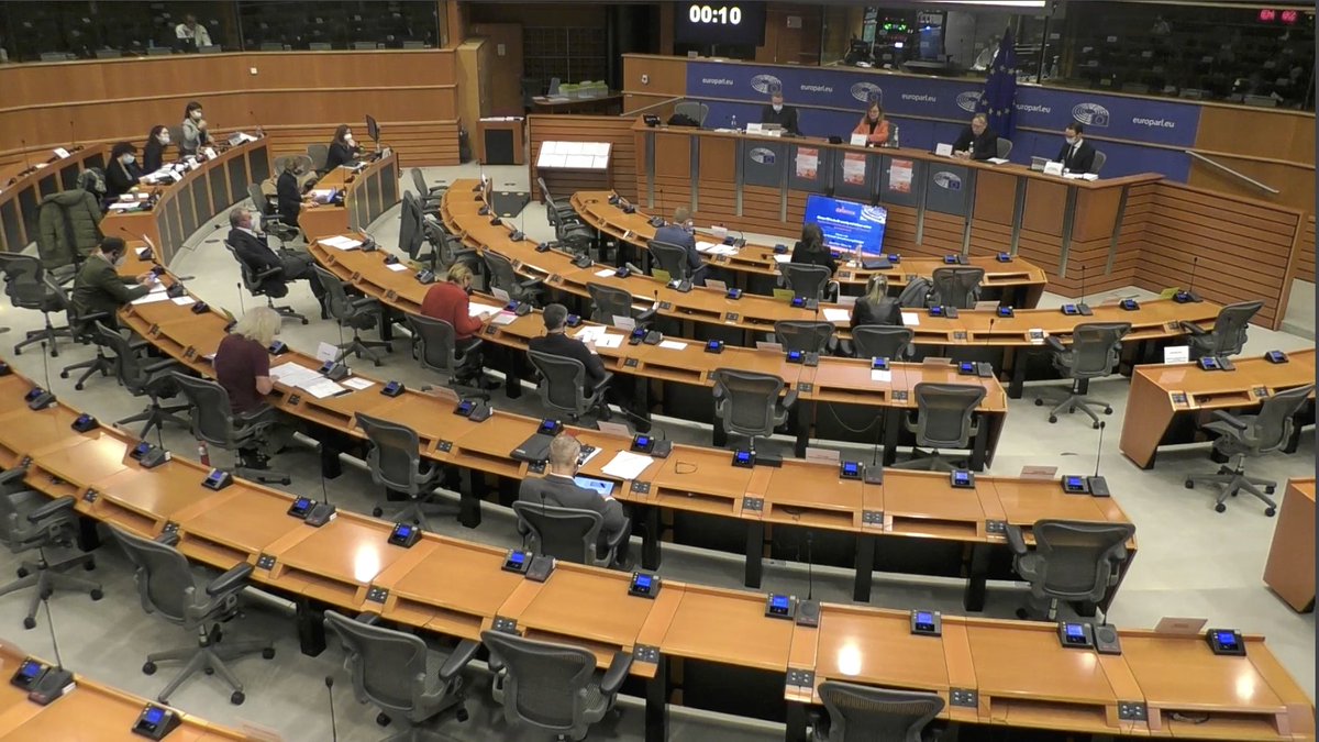 datenna's tweet image. 🇪🇺"To assess EU's risks and policy responses to #FDIs we have to truly understand China's reasons for those acquisitions", said @jaapvanetten at the @Europarl_EN hearing.

For the full speeches of Jaap, Marie-Anne Lavergne, @Niedermark42, @AgathaKratz 👉🏼 dtn.ai/b3pTdj