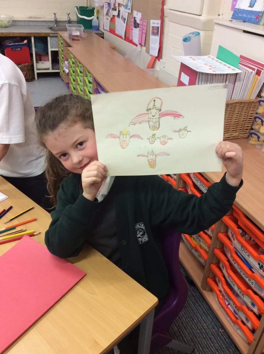 2C enjoyed a live book read of ‘Amara and the Bats’ by author Emma Reynolds 🦇 We also partook in a live draw-along of our own bats! ✍️ <a href="/ReadingatLLP/">Reading at LLP</a> <a href="/EmmaIllustrate/">Emma Reynolds 🦇</a>