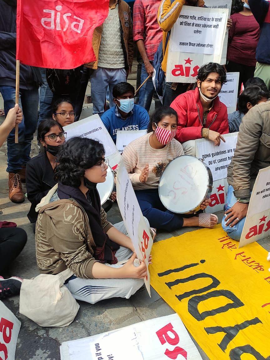3051Vishal's tweet photo. #ReOpenCampus #reopendu #DelhiUniversity https://t.co/XWG5Vjgvez