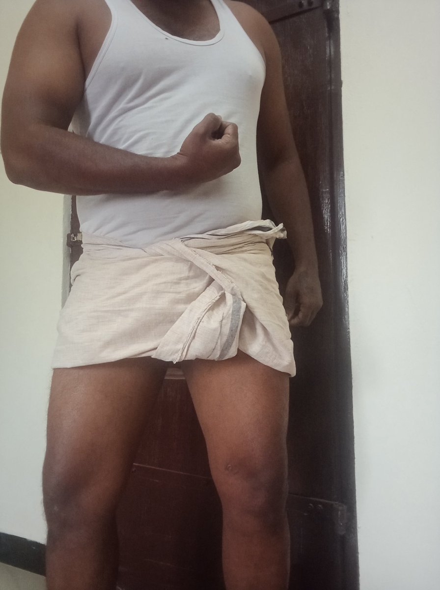 Kumarji23485127's tweet photo. Short type girls ,anties , tg,young slave btm most welcome 🍌🍌🍌 https://t.co/oMb5licmqk