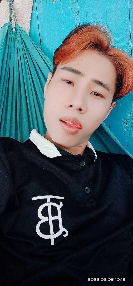 UtHuynh1994's tweet photo. Mặt z có gọi là dâm k 
Top bot củ chi kp 0327291284 https://t.co/ffFsE0yFqC