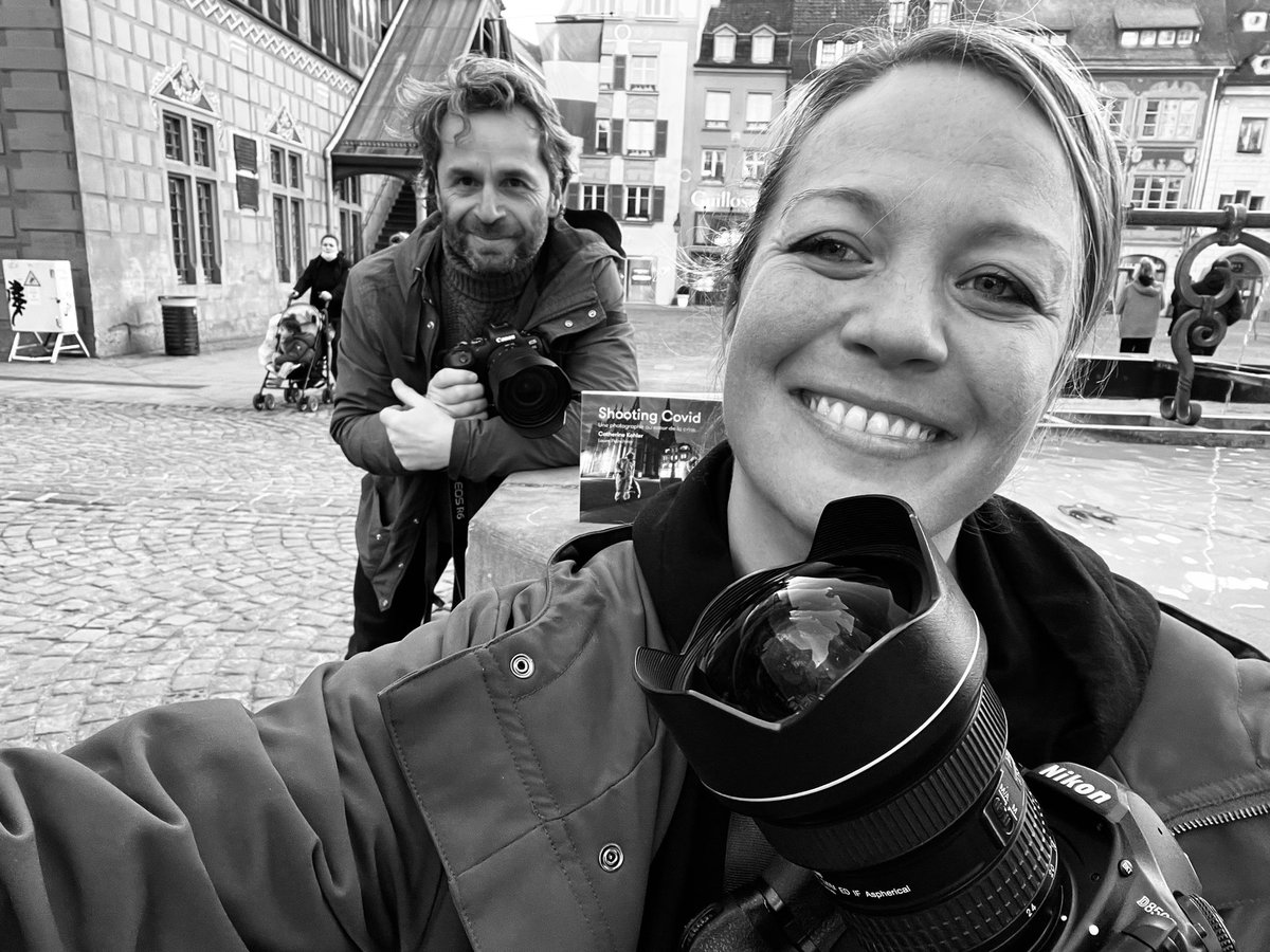 Je sais qu’on a tous envie de passer à autre chose (moi la première), mais ça fait dorénavant partie de notre histoire. #SootingCovid #Livre #Mulhouse #UneSacreePageDeLHistoire 
lalsace.fr/culture-loisir…
Mille merciiiiiiiis #FrancoisFuchs , #DarekSzuster et <a href="/lalsace/">Journal L'Alsace</a> 👌💕