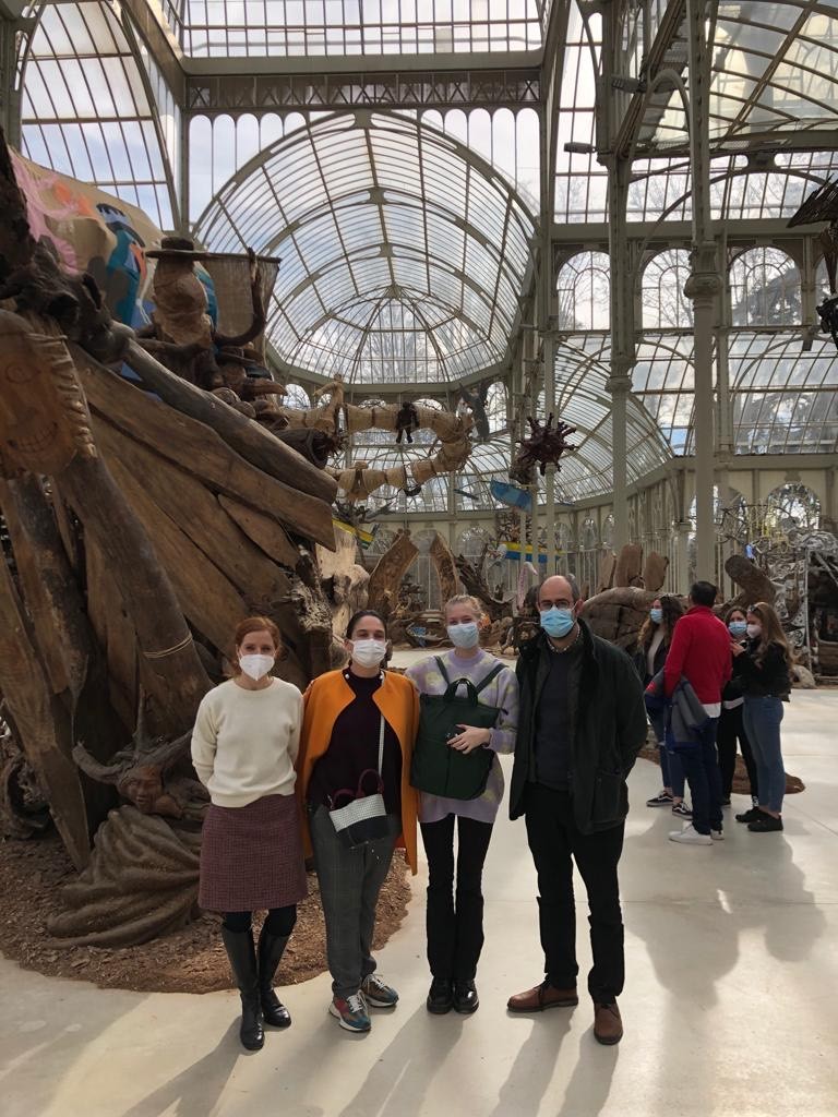 Last week, a few <a href="/IEuniversity/">IE University</a> community members enjoyed a guided visit of the #KidlatTahimik exhibition at the Palacio de Cristal with curator Soledad Liaño <a href="/museoreinasofia/">Museo Reina Sofía</a>.

#IEhumanities
#WeAreIE